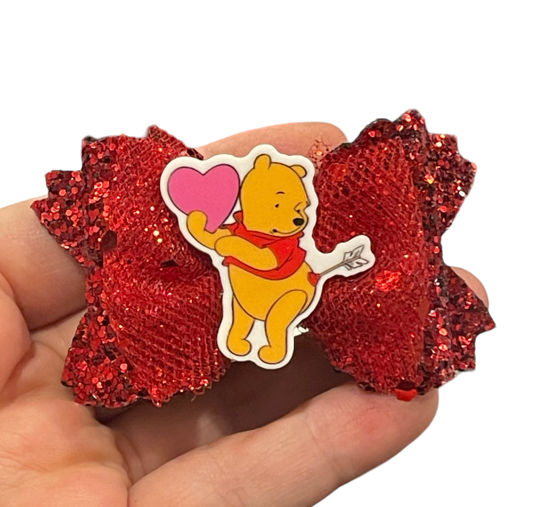 Love struck bear